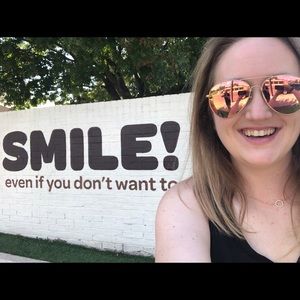 Meet your Posher, Elizabeth